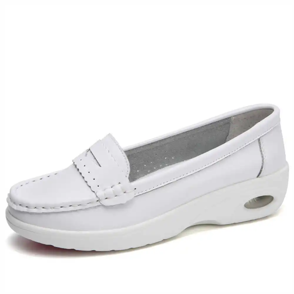 Thick Sole Slipon White Traine - Formal Men Daily Wear Slippers บทวิจารณ์และราคา